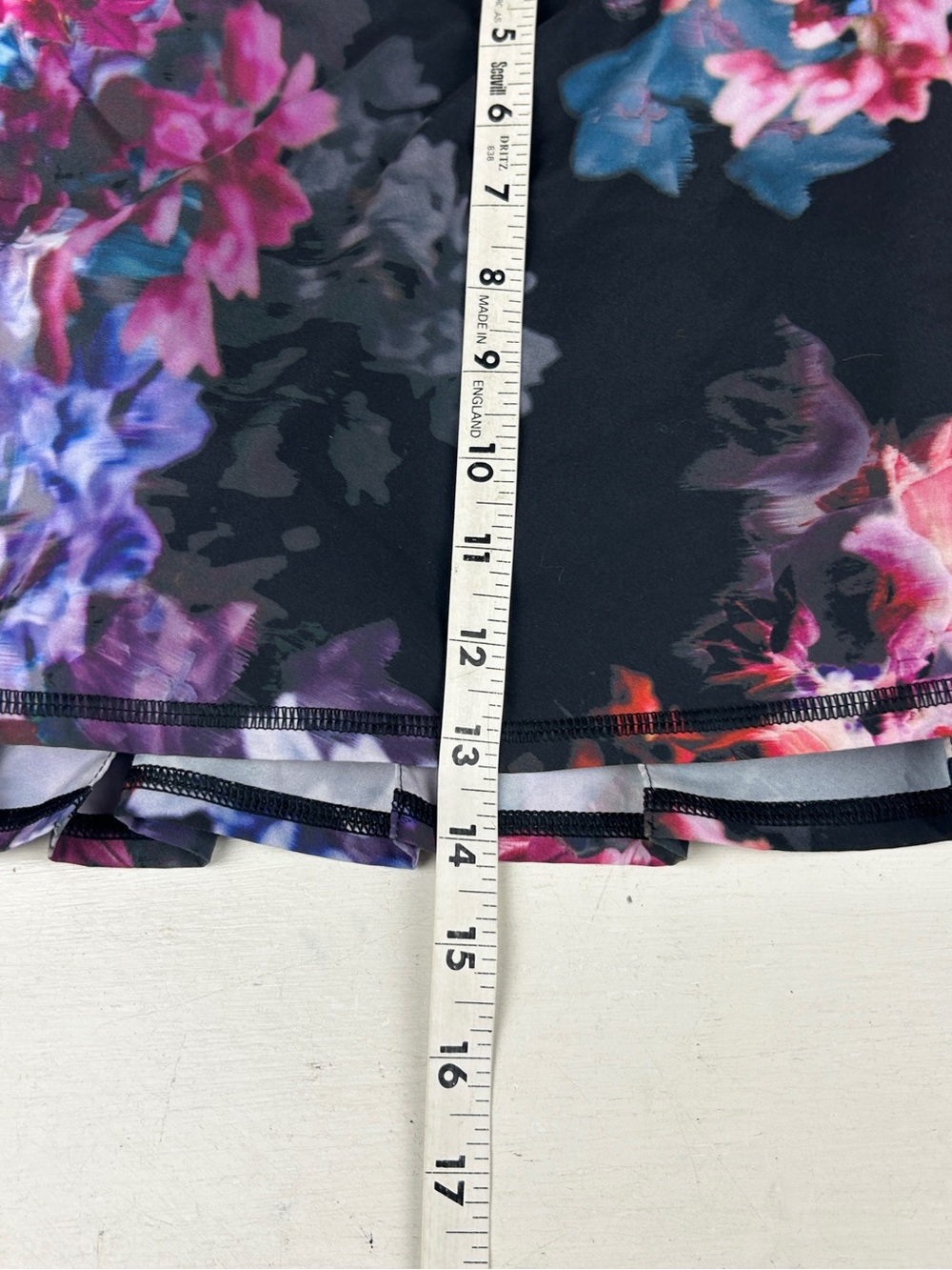 Lululemon Women's Layered Lined Mini Skirt Skirt Floral Black Size 8 Sporty - Picture 6 of 6